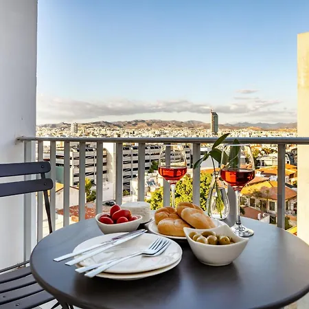 74 Prokymea- Steps From The Sea, Downtown, Balcony Lägenhet Limassol