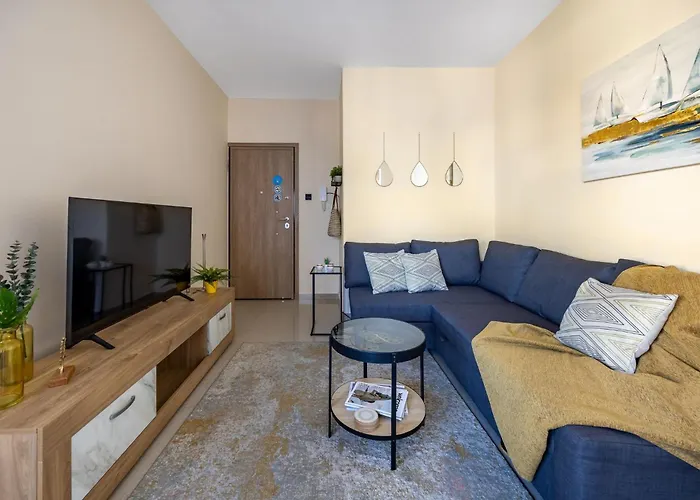 74 Prokymea- Steps From The Sea, Downtown, Balcony Appartamento Limisso