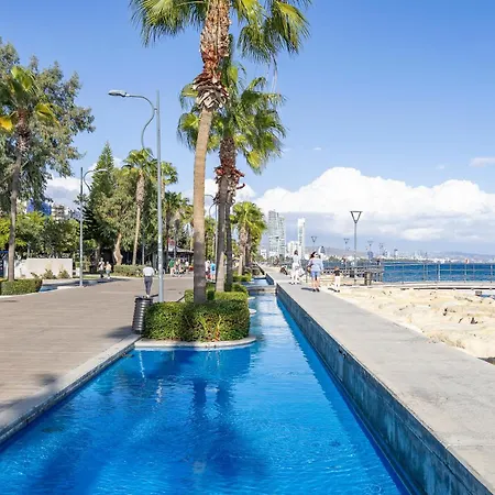 74 Prokymea- Steps From The Sea, Downtown, Balcony