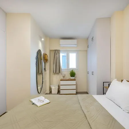 74 Prokymea- Steps From The Sea, Downtown, Balcony Appartement *